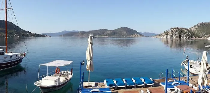 Melek 4* بوزبورون