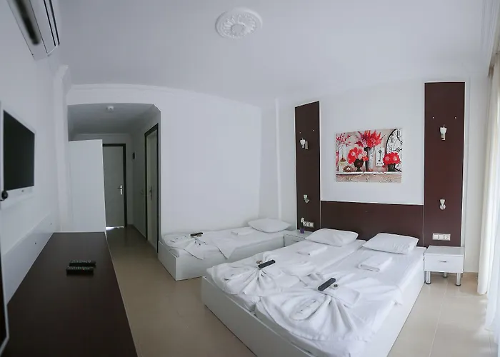 Melek بوزبورون