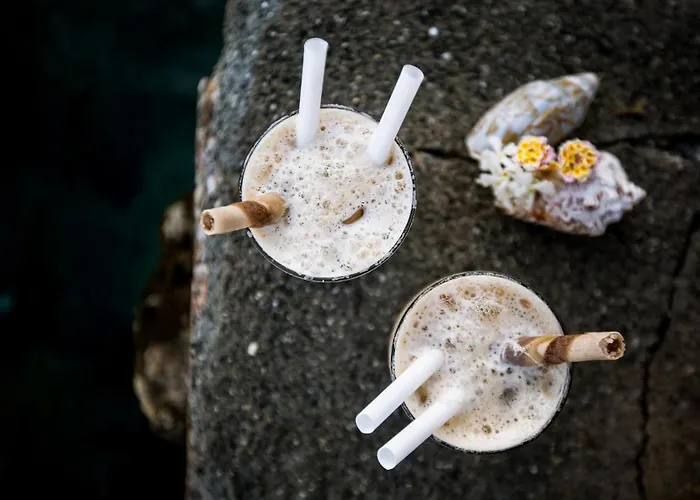 Melek بوزبورون