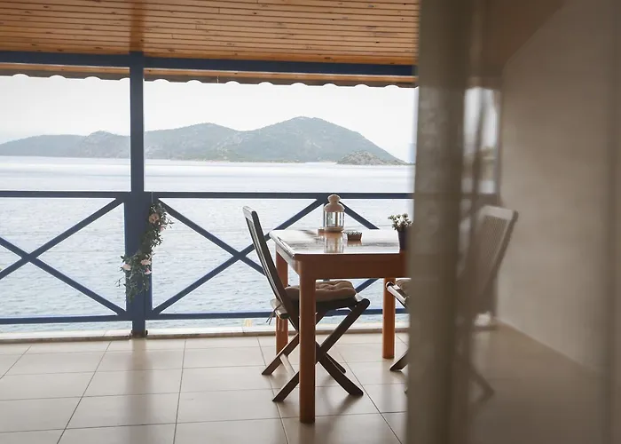 Melek 4* بوزبورون