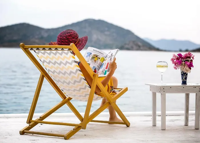 Melek 4* بوزبورون